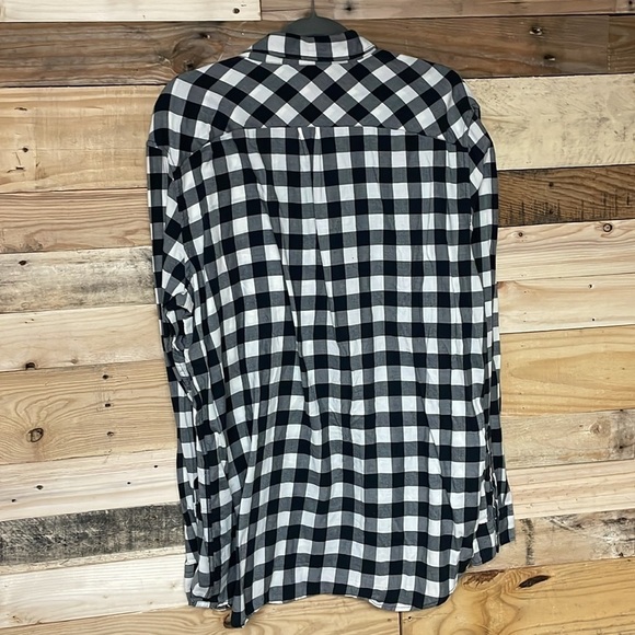 American Eagle size XLT black and white buffalo plaid button down shirt - Picture 7 of 7